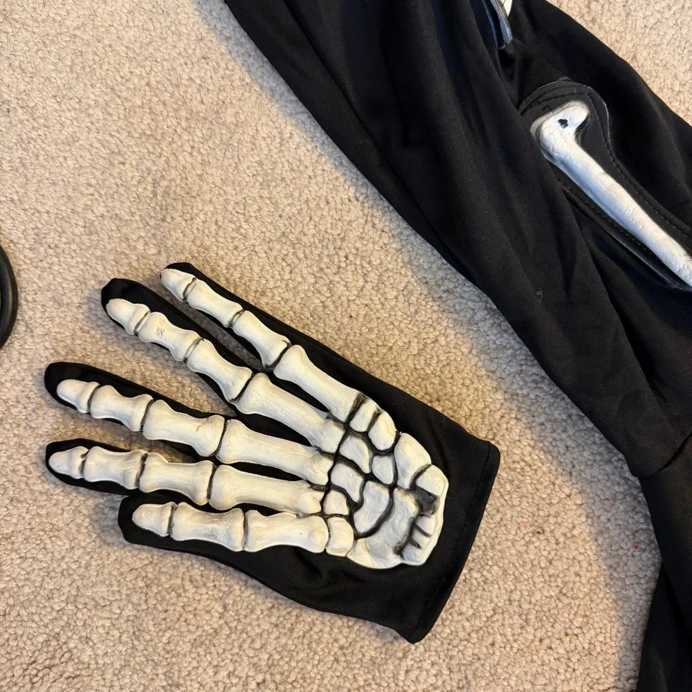 Spirit Halloween Glow In The Dark Skelebones Costume Child Medium 8-10 Skeleton - Picture 3 of 7